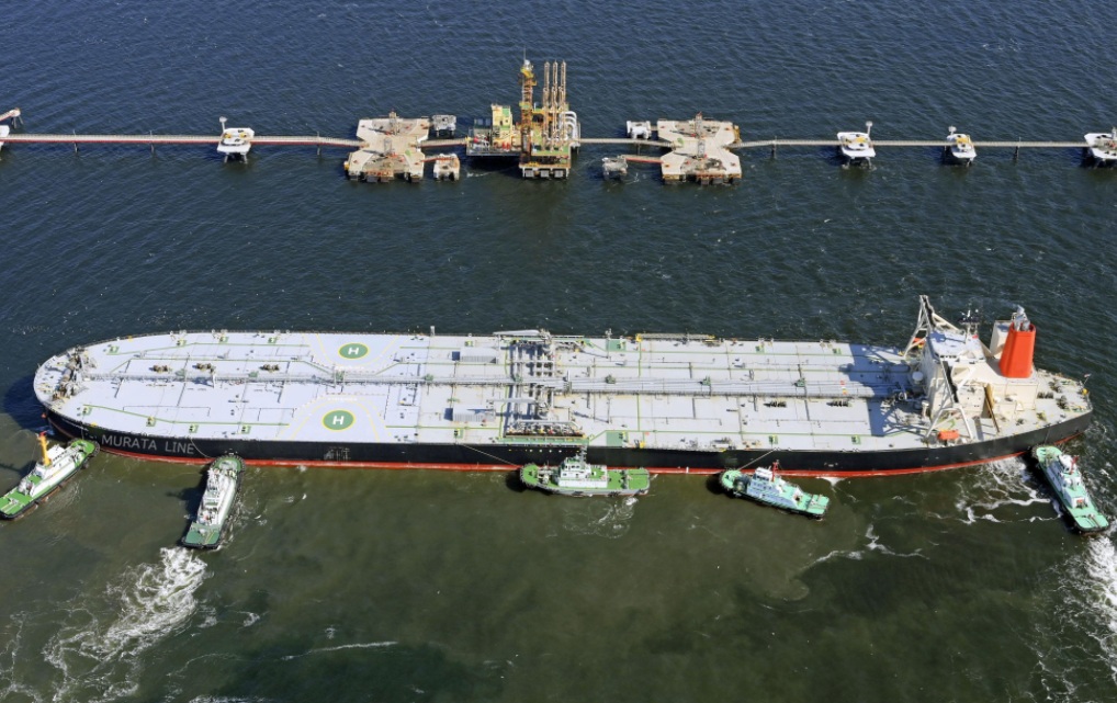 石油タンカー 原油貯蔵 中東問題 中東危機 ホルムズ海峡 海上輸送 鉄道輸送 輸出入通関 ムラタ産業 国際貨物業務 モンゴル輸送 中国輸送 パキスタン輸送 impprt export村田産業